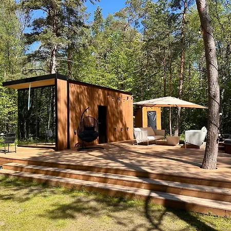 Telise Tinyone Is A Modern Forest With A Cozy Hot Tub Holiday home