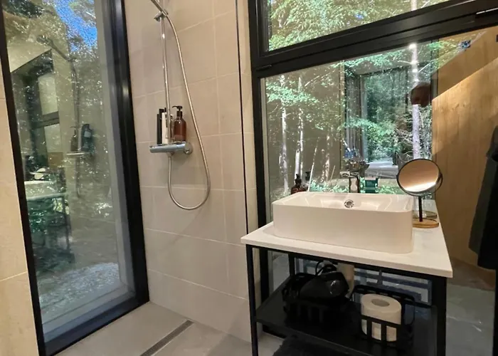 Casa vacanze Telise Tinyone - Modern Forest Escape With Private Hot Tub Voola