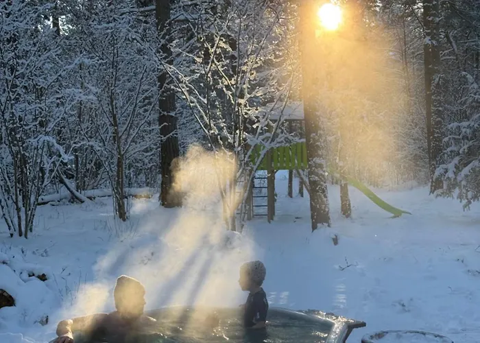 Telise Tinyone - Modern Forest Escape With Private Hot Tub Voola